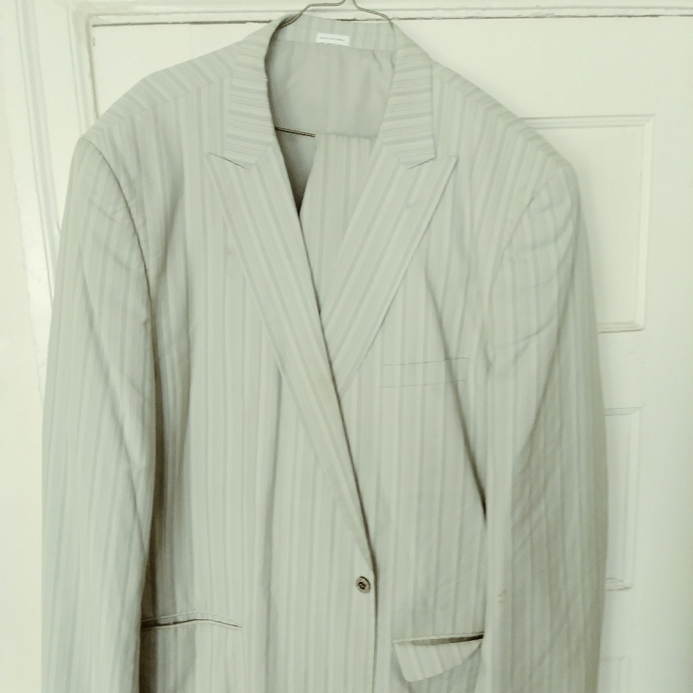 Suit
